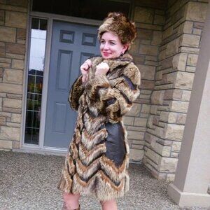 VINTAGE 1960s fur & leather lined coat & matching hat SZ S - M